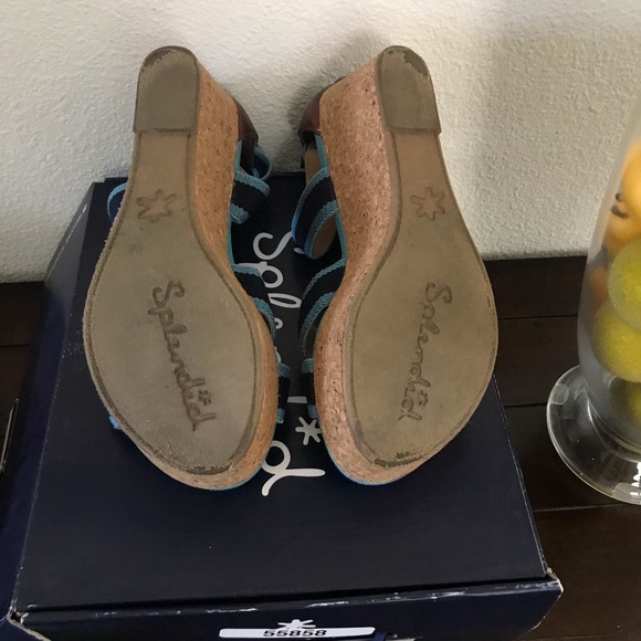 Sandals - Picture 3 of 3